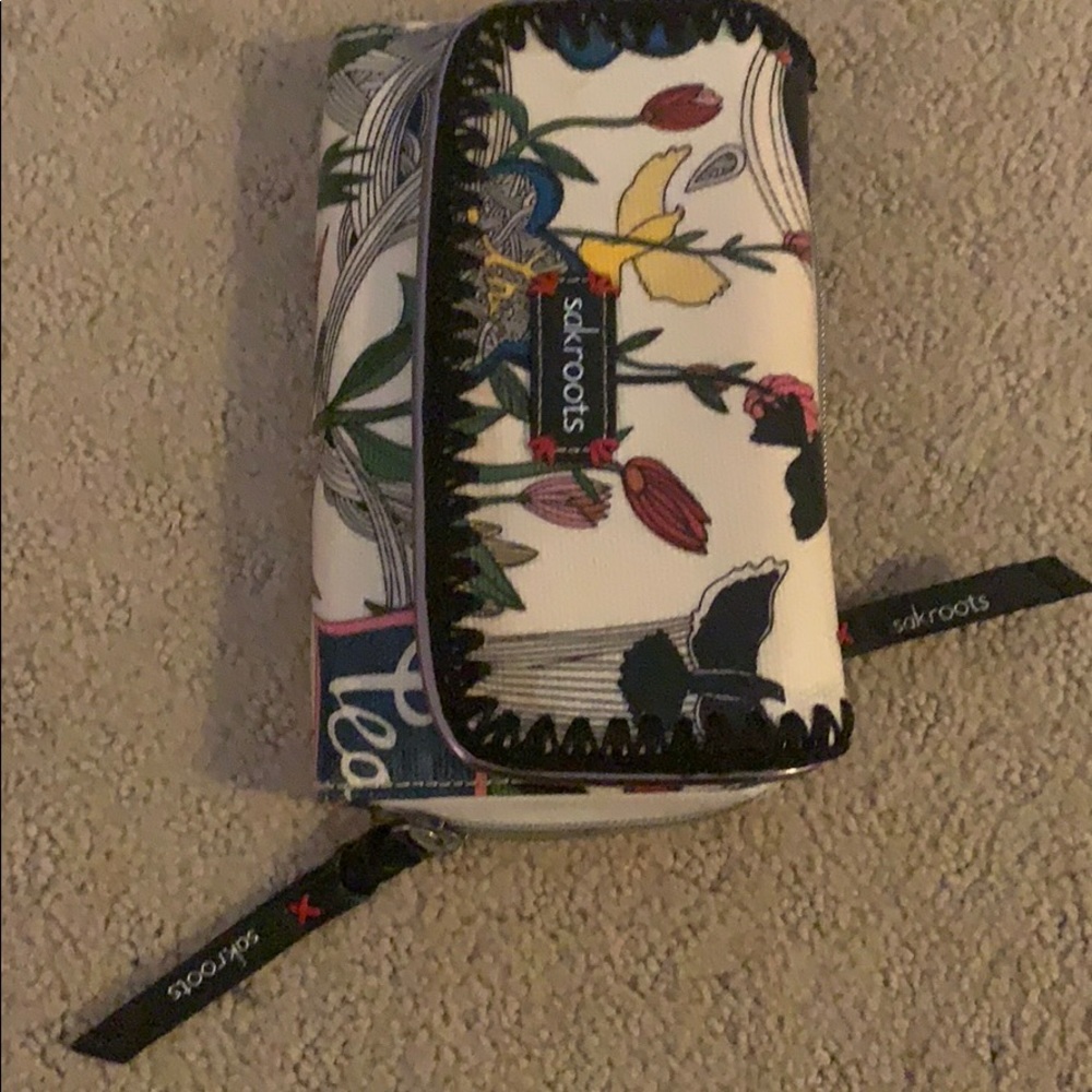 Sakroots wallet